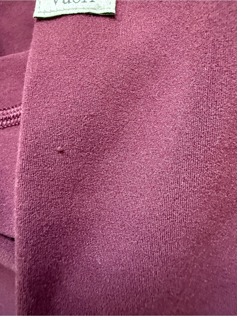 Vuori - AllTheFeels Slim Flare - CERISE - NWT - Picture 7 of 7